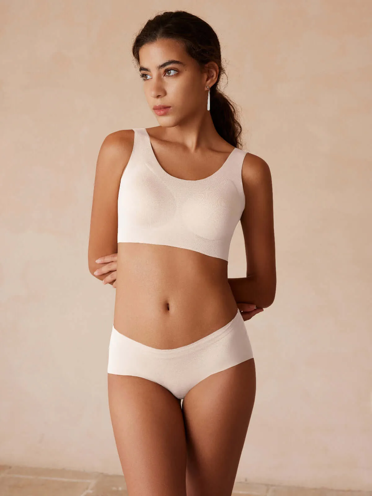 Cloud-Like Seamless U-Neck Bra & Panty Set