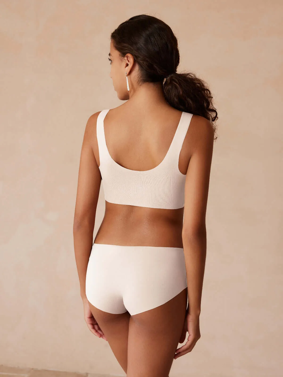 Cloud-Like Seamless U-Neck Bra & Panty Set