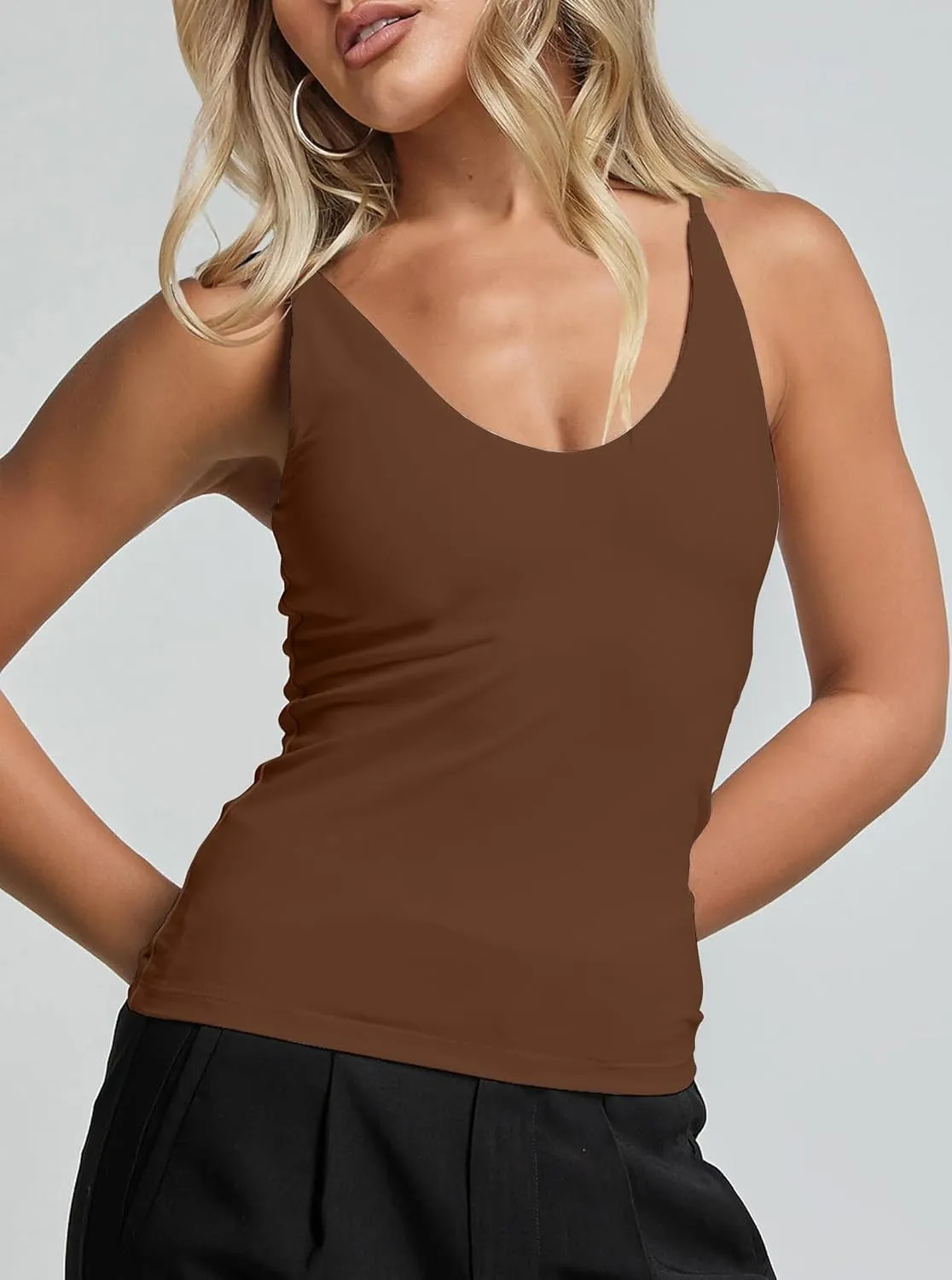 CSDAJIO Women's Sexy Scoop Neck Adjustable Spaghetti Strap Fitted Tank Top Double Lined Seamless Cami Sleeveless Shirt