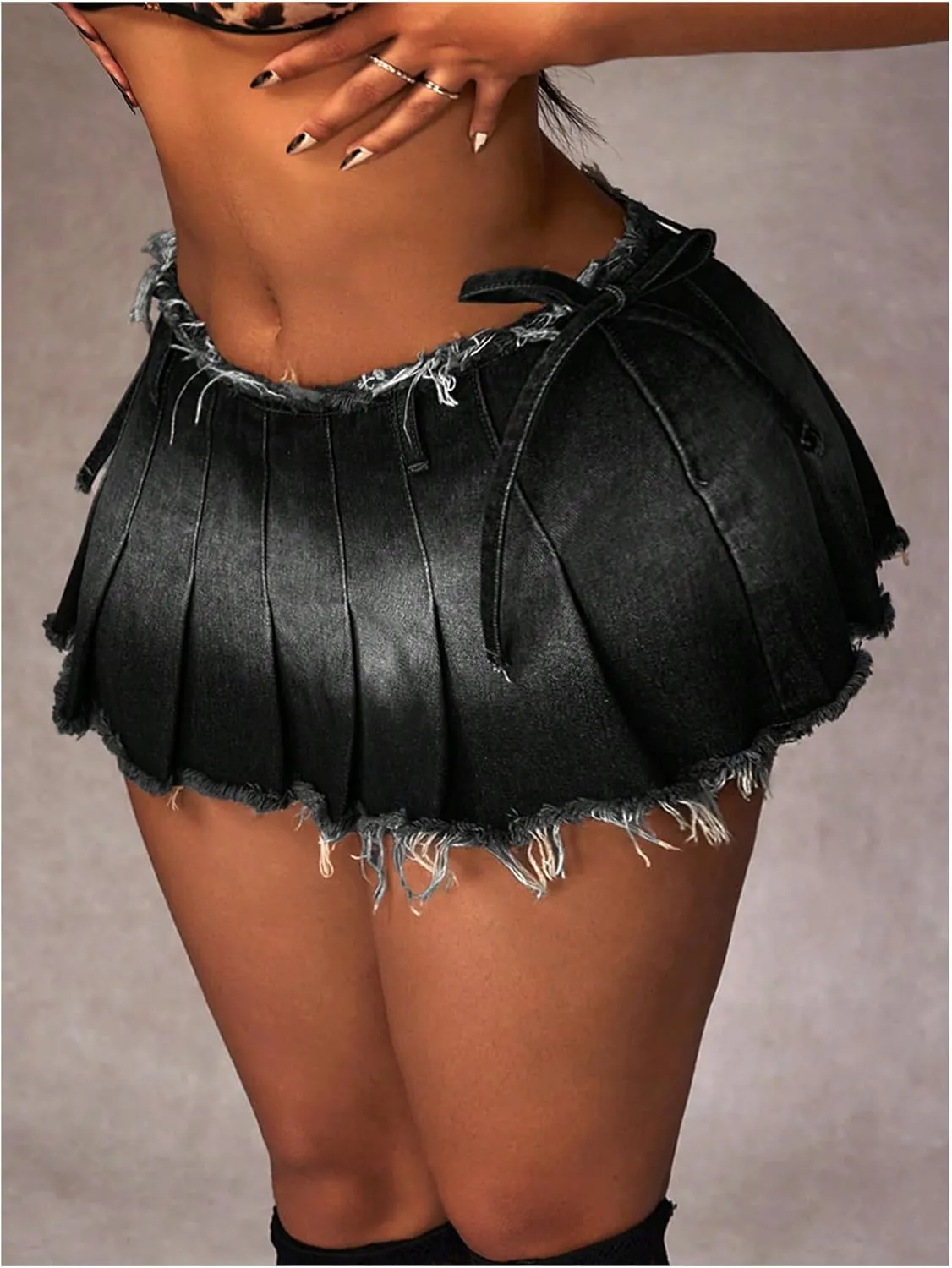 Floerns Women's Bow Side Low Waist Mini Skirts Pleated Hem Ripped Y2k Denim Skirts