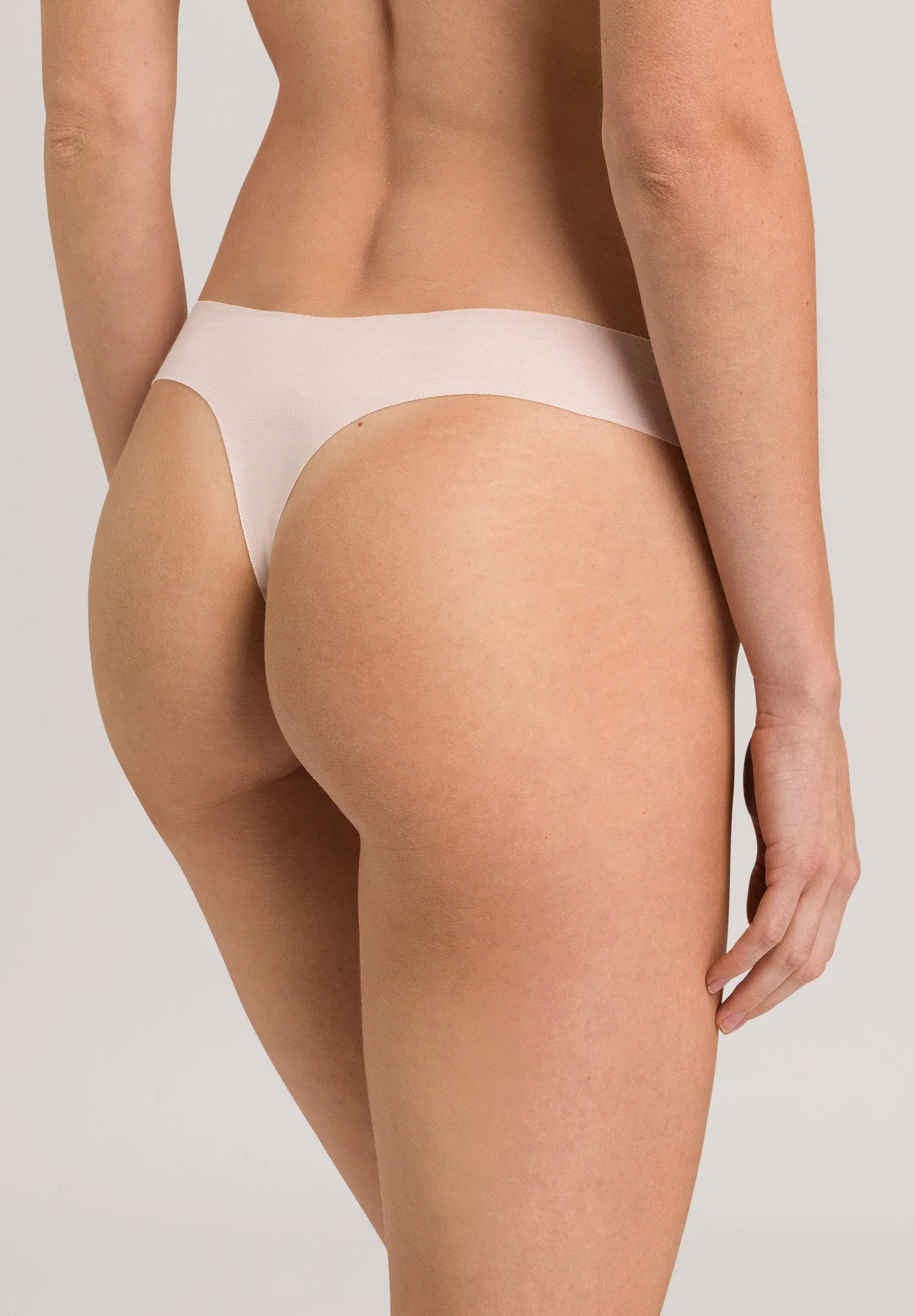 Invisible Cotton Thong | Powder 71225-1381