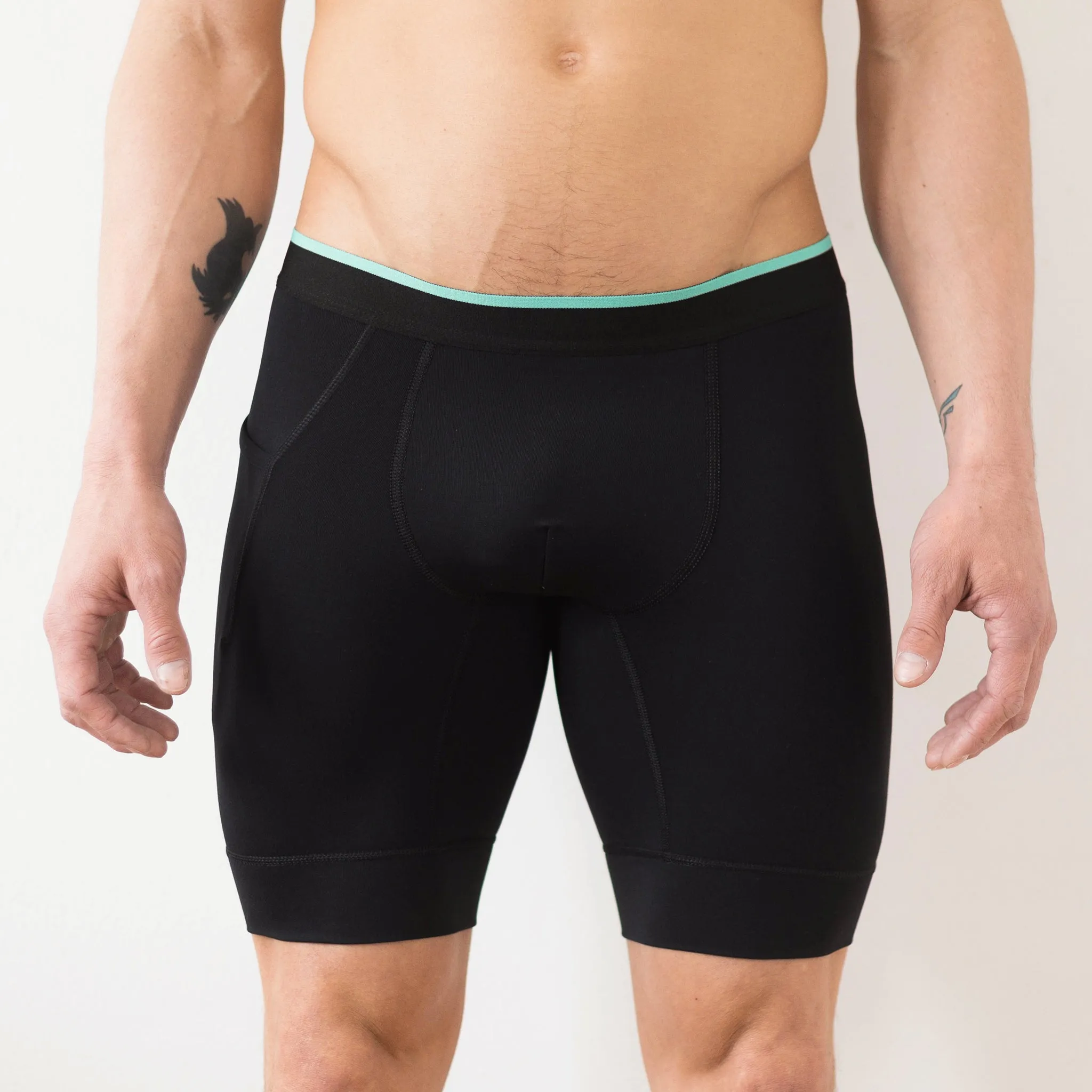 Momentum Compression Short in Black