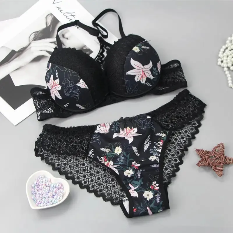 New Sexy G String Underwear For Women Embroidered Thong Hollow Out Lingerie Panties Bra Sets