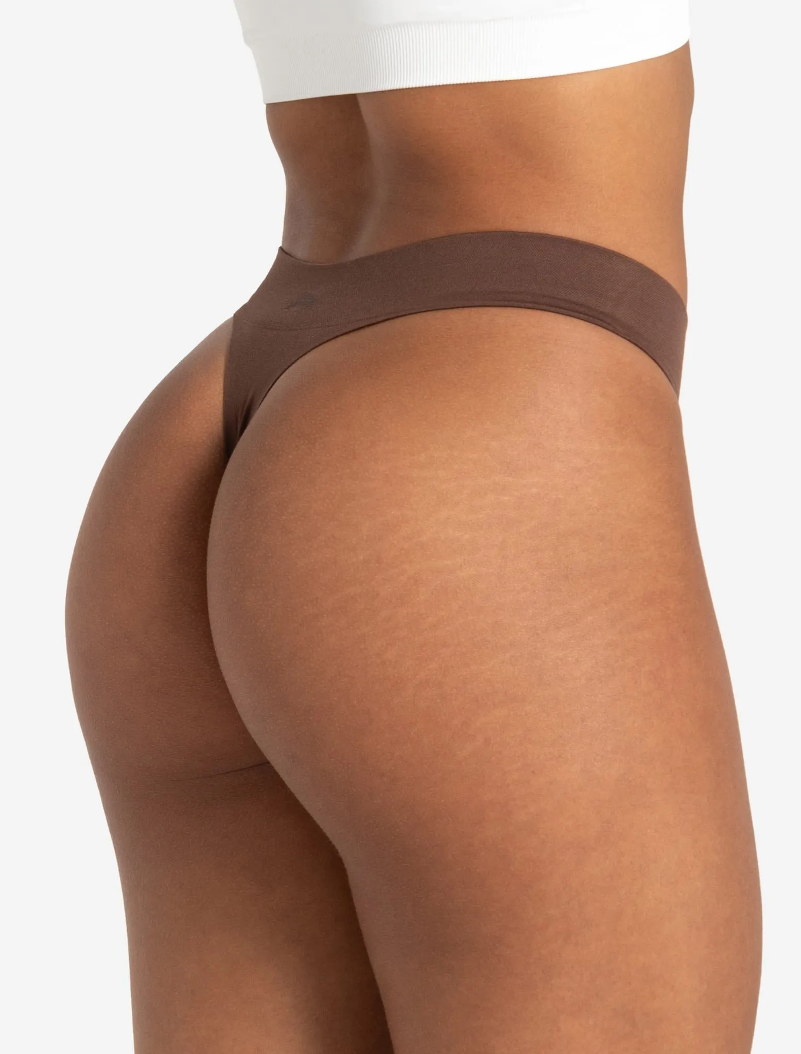 Seamless Thong - Cocoa