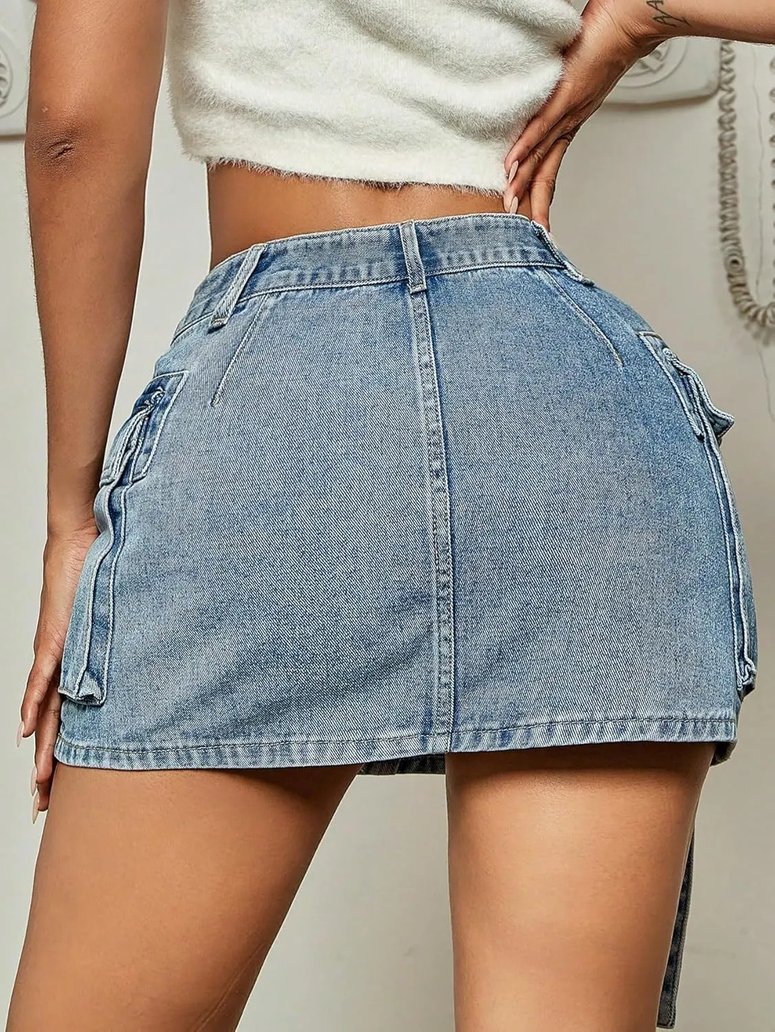 Verdusa Women's Casual Street Low Waist Tape Denim Cargo Mini Skirt with Flap Pocket